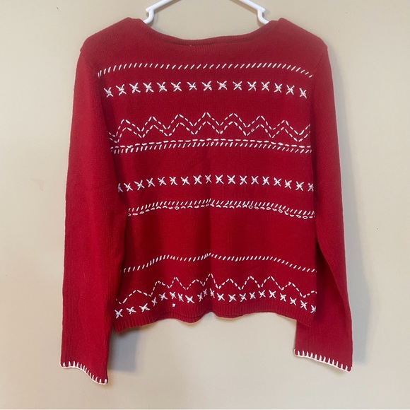 Liz Claiborne LizSport Red white Embroidery Thin knit Sweater Women Medium NWT - Picture 7 of 11